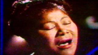 Mahalia Jackson - O Holy Night  (unmatched and unforgettable)
