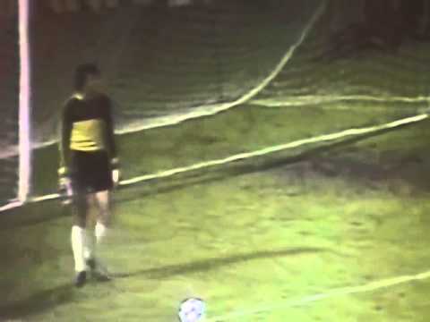 Bordeaux 1 - 0 Universitatea Craiova   (24-11-1982)  Coupe UEFA