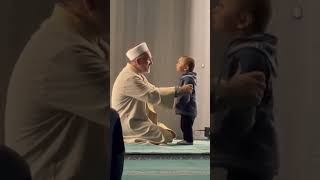 Download lagu Anak kecil itu bercanda dengan Imam, sementara Imam sedang membaca Al-Qur'an 😂 - Menuju Keabadian #shorts mp3 Download lagu Anak kecil itu bercanda dengan Imam, sementara Imam sedang membaca Al-Qur'an 😂 - Menuju Keabadian #shorts mp3