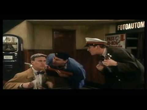 Stinsen Brinner - Tågtokig [Galenskaparna]