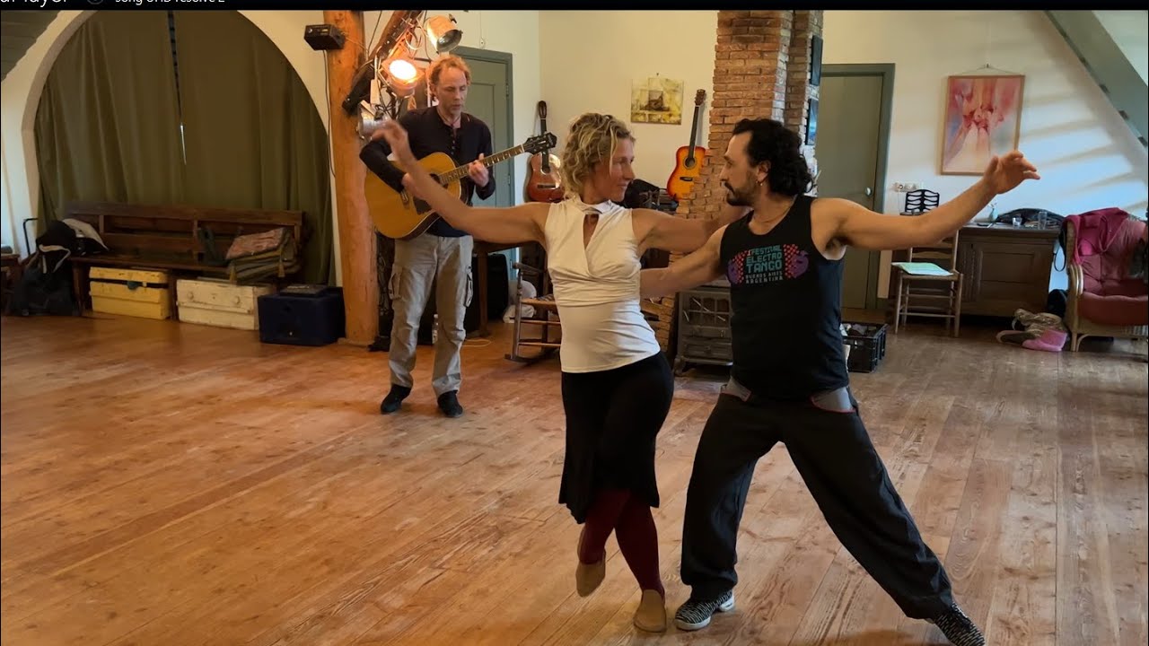 Ezequiel Sanucci & Lydia Müller - Neotango dance with live song of Jeroen Marcelis