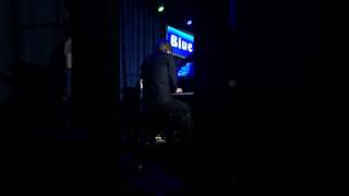 Eric Johnson - Water Under the Bridge (Live)