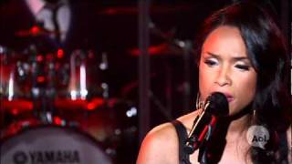 Jennifer Hudson- I Remember Me LIVE @ AOL SESSIONS