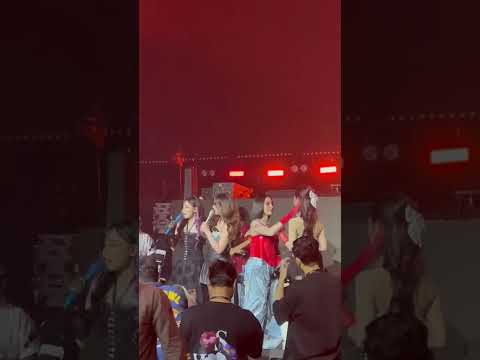 perform langsung semua artis nya nyanyi . . . #happyasmara #arlidaputri #leonazhen #salsabin