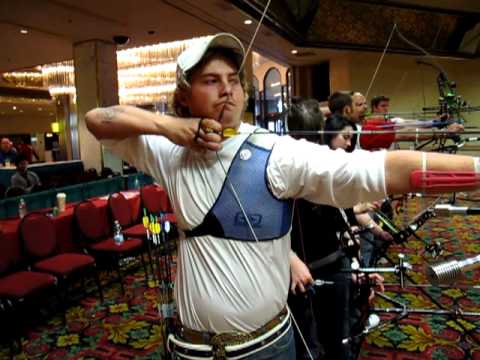 Brady Ellison shooting the AAE KSL Finger Tab in Las Vegas #1