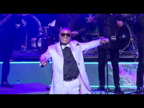 KRISSPY EN GRANDE DESDE EL GRAN TEATRO DEL CIBAO (COMPLETO)