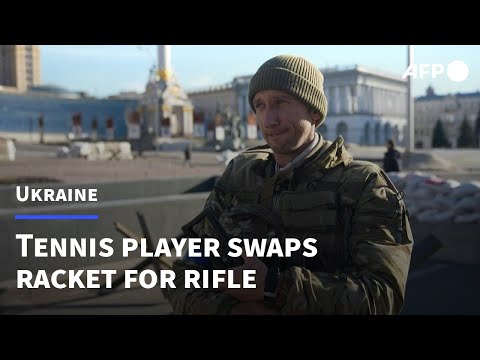 Ukrainian tennis player swaps racket for rifle to defend Kyiv | AFP