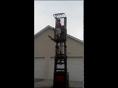 Raymond Electric Forklift