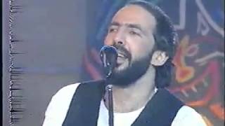 JUAN LUIS GUERRA Y 4.40:  &#39;El costo de la vida&#39; (1.993)