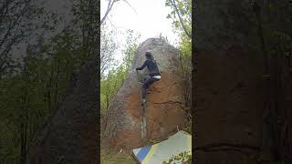 Video thumbnail of Problem 6 (Dolmens), 3+. Targasonne