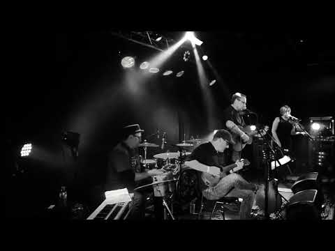 ONE EYE OPEN perform "The Man Who Sold The World" by David Bowie