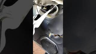 2002 Ford Escape stuck door handle fix!