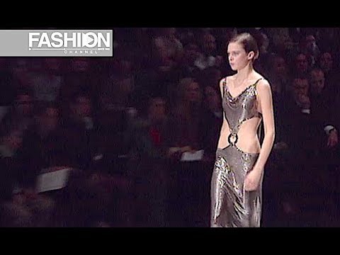 PACO RABANNE Fall 2004 2005 Paris - Fashion Channel