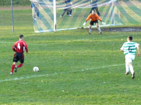 MKS Lędziny- AKS Mikołów 0:2 (szansa Firleja)