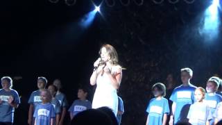 Lisa Kelly - Michael Londra - Chloe Agnew