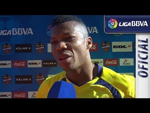Entrevista a Uche tras el Levante UD (0-3) Villarreal CF - HD