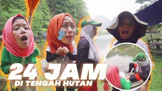 Download lagu FALLING INTO THE RIVER! 4 GIRLS 24 Hours in the Forest, Gen Halilintar Girls Worried and Scared mp3