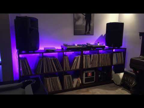 90's / early 2000's Vinyl mix .Techno, Prog, Jackin House, Breakbeat.