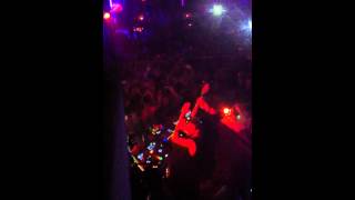 David Guetta &amp; Alesso - Every Chance We Get We Run // Live at Pacha HQ