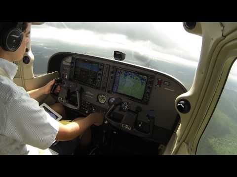 C172 G1000 Solo IFR Flight KMJX to KACY with ATC