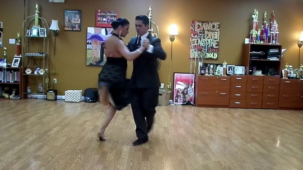 Alexa Yepes & Edwin Espinoza - La Serenata - Vals [ HD ]