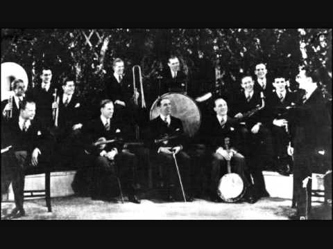Irving Aaronson and His Commanders - Let's Misbehave (1928)