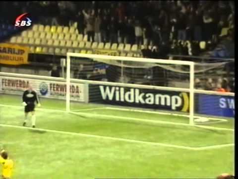 06-02-2004 Cambuur - Helmond Sport: 2-1