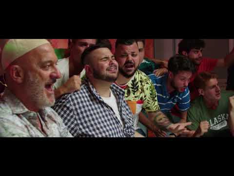 Arrivano i Prof | Claudio Bisio è il Prof. di Matematica  Mario Locuratolo