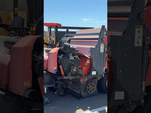 Smithco Sweep Star 60 Turf Sweeper - Video