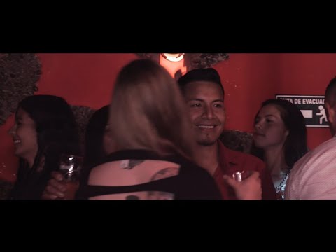 BUSCANDO OLVIDO - ULISES SANTACRUZ 4K ( Música Popular )
