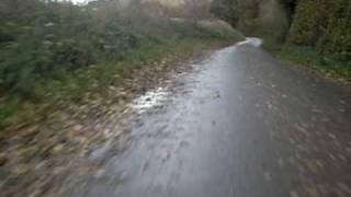 preview picture of video 'Vespa ET2 onboard - Rural lanes in the British winter.'