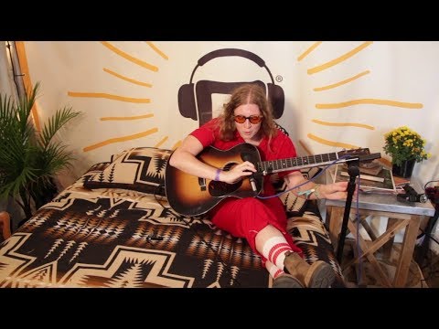 Liz Cooper performs "Fondly and Forever" in bed | #Bedstock 2017