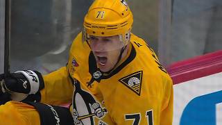 MALKIN ties Game 1 vs. Flyers!