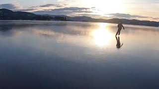 preview picture of video 'Ice-skating on the drinking water source of Trondheim.'
