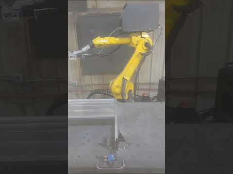 2023 IPG LIGHTWELD 1500 10 METER Laser Welders | ListingHippo (1)