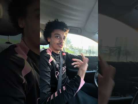 Il a fait croire à tout le monde que il a le permis 🤯