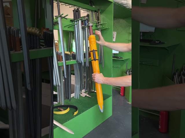 Vídeo relacionado con LOOYAR Vikings Edad Media Espada Medieval de Espuma de Poliuretano para Arma de Berserker Caballero Guerrero, Disfraz de Batalla de Halloween Cosplay Larp Recreaciones