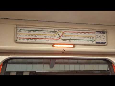 Metro A ve stanici Můstek