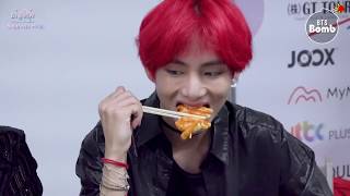 Download lagu [MGL SUB] [BANGTAN BOMB] BTS' Mukbang! - BTS (방탄소년단) mp3