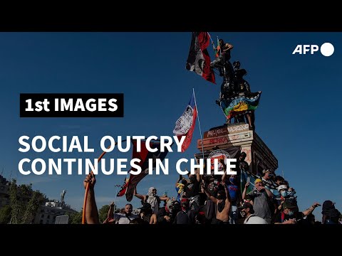 Protest in Santiago's Italy Square as social outcry continues in Chile | AFP