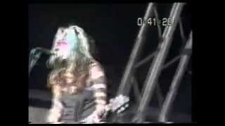 L7 - Fast And Frightening (Reading Festival)