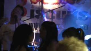 Fiery Biscuits-Vulcan-Sun 6 June 09 (2) Are You Gonna Be My Girl.MP4