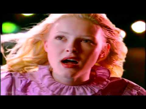 Golden Boy feat  Miss Kittin   Rippin Kittin 2001 HD 1080 x 1920