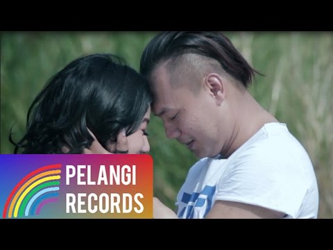 ANGKASA - Aku Tak Mau (Official Music Video)