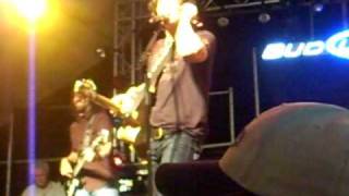 Joe Nichols - Let&#39;s Get Drunk And Fight (LIVE)