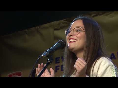 8.evropski festival tambure Bihać 2023 TA Magnifico Živinice i Ajla Muminović -  Crven fesić nano