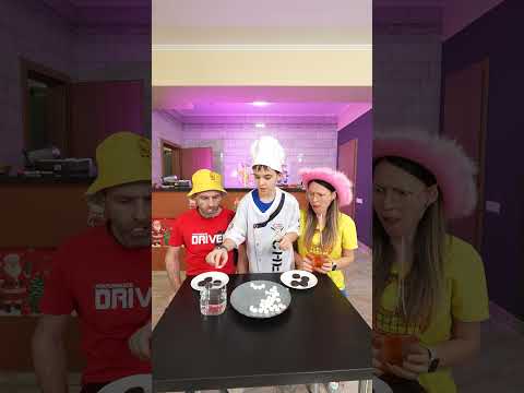 Max fed us napkins😱