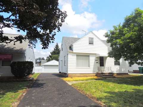 3 Bed - 1 Bath Cape Code for Rent in Maple Heights! property video
