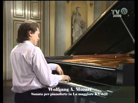 Mozart, Sonata for piano KV 331 - Ivo Pogorelich 1/2
