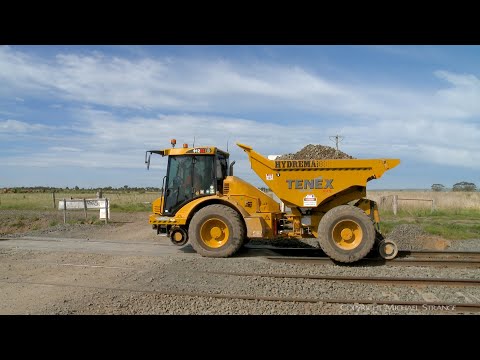 TENEX Rail Hydrema 912ES Articulated Hi-Rail Dump Truck (17/9/2021) - PoathTV Australian Trains